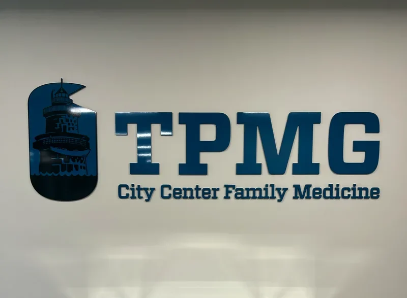 Healthcare facility building signage by James River Signs