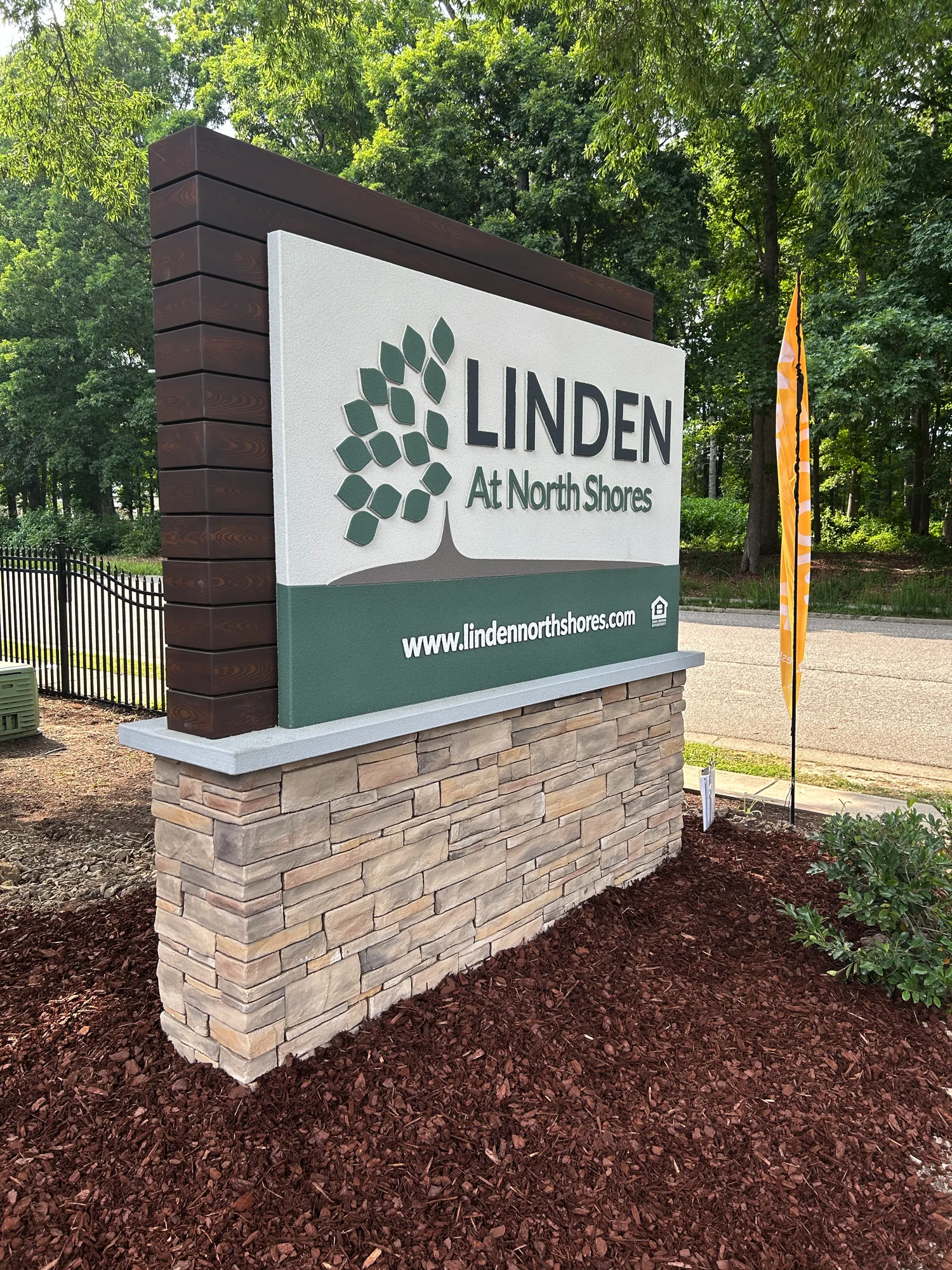 North Shores sign by James River Signs